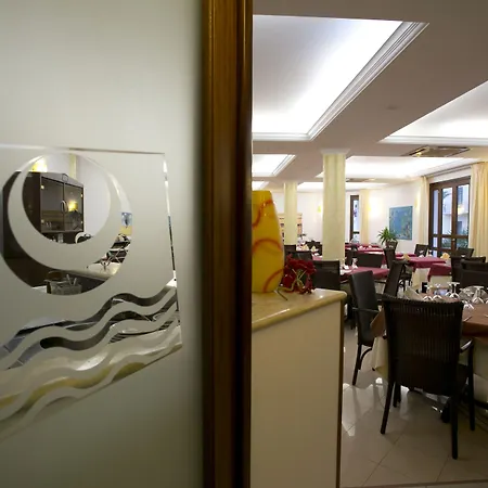 Szálloda Sabbia D'oro 3*